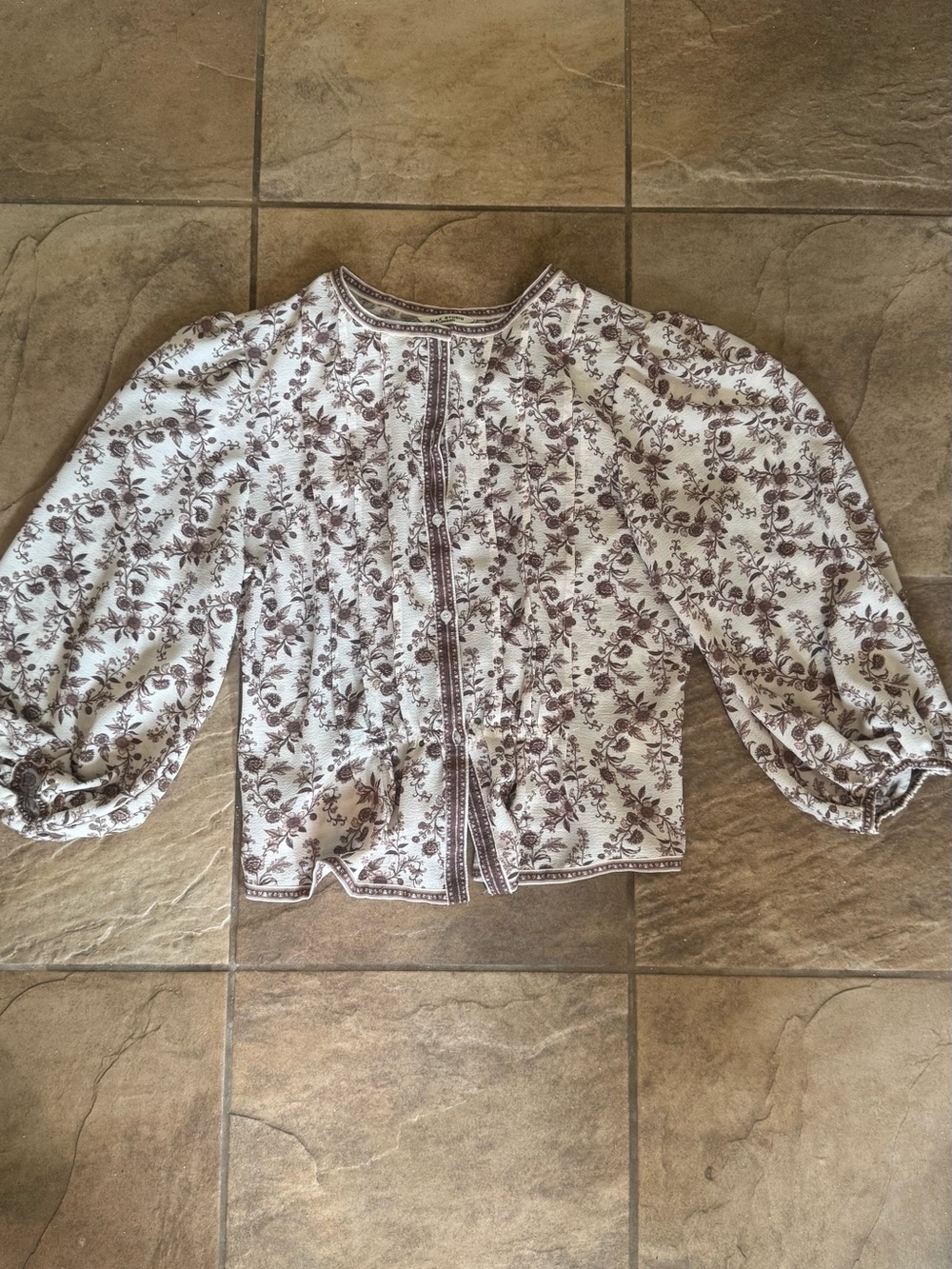 Max Studio White Button-Front Floral Puff-Sleeve Blouse